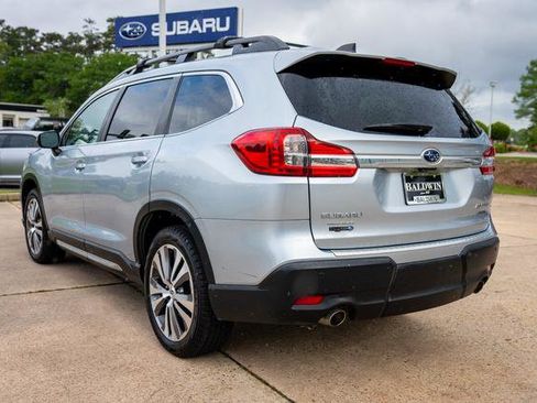 Certified 2022 Subaru Ascent Limited w/ Technology Package AWD/4WD image 4