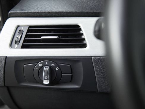 Used 2013 BMW M3 Coupe RWD image 50