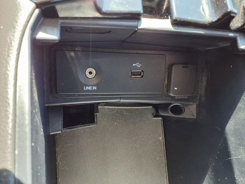 Used 2013 Ford Fusion SE FWD image 15