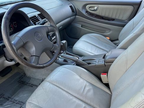 Used 2000 Nissan Maxima SE image 10