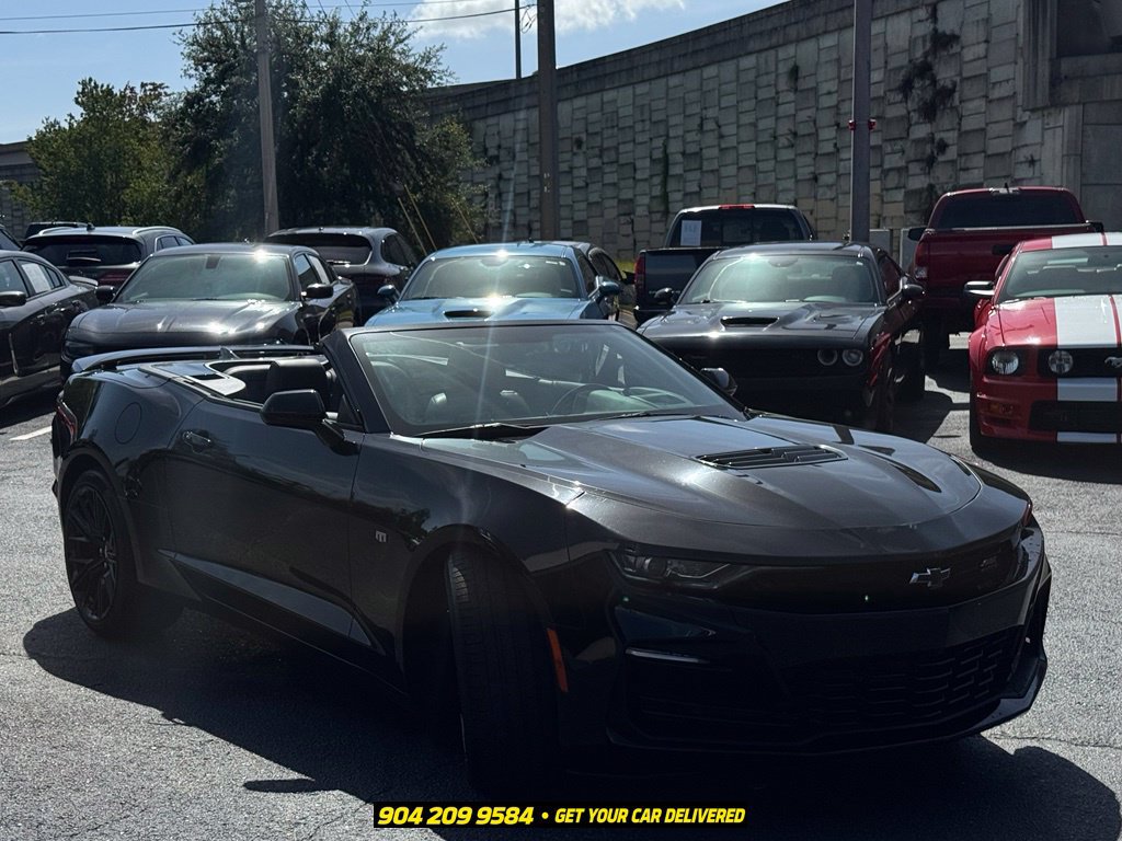 Used 2019 Chevrolet Camaro SS RWD image 10