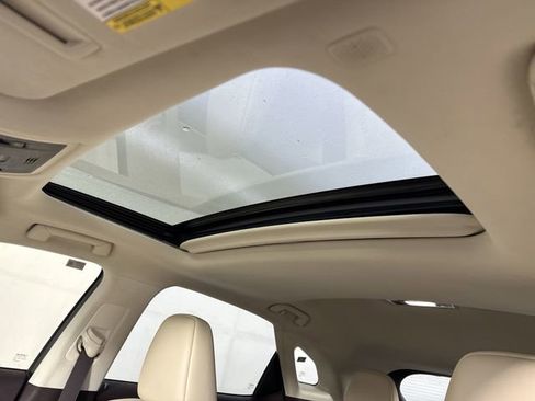 Used 2019 Lexus RX 450h AWD image 18