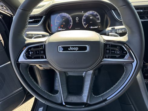 New 2025 Jeep Grand Cherokee L Overland w/ Advanced Protech Group III image 7