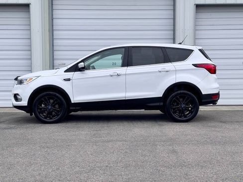 Used 2019 Ford Escape SE AWD/4WD image 9