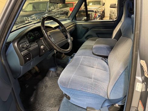 Used 1995 Ford F150 4x4 Regular Cab image 2