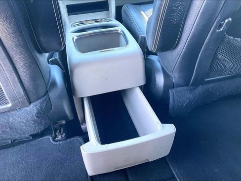 Used 2017 Dodge Grand Caravan SXT FWD image 31