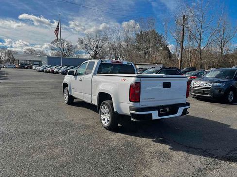 Used 2022 Chevrolet Colorado LT w/ Fleet Safety Package image 5