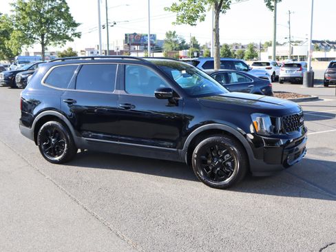 Used 2024 Kia Telluride SX Prestige X-Pro AWD/4WD image 2