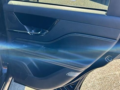 Used 2023 Lincoln Corsair FWD image 12