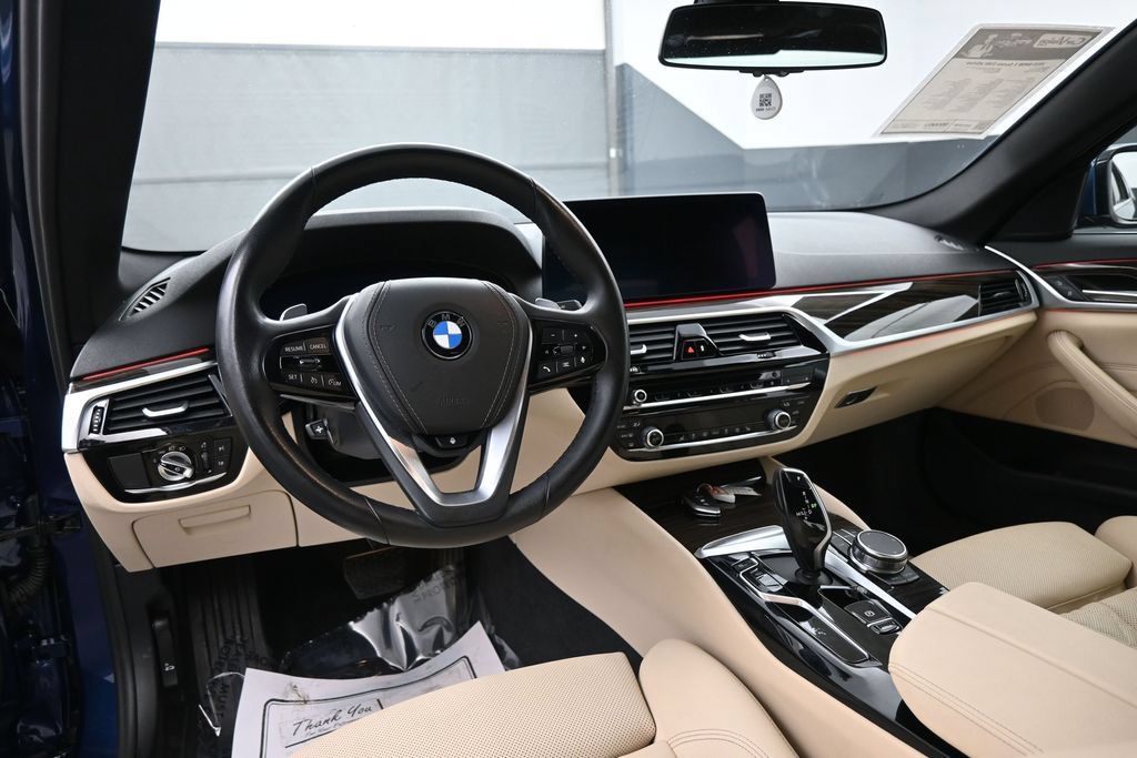Used 2023 BMW 530i xDrive w/ Convenience Package AWD/4WD image 30