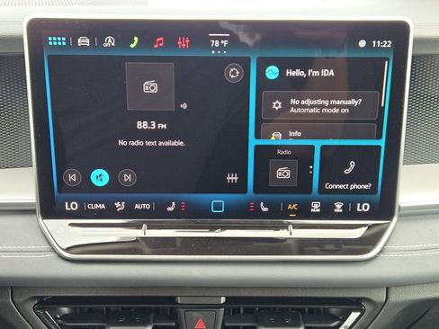 New 2026 Volkswagen Tiguan SE image 14