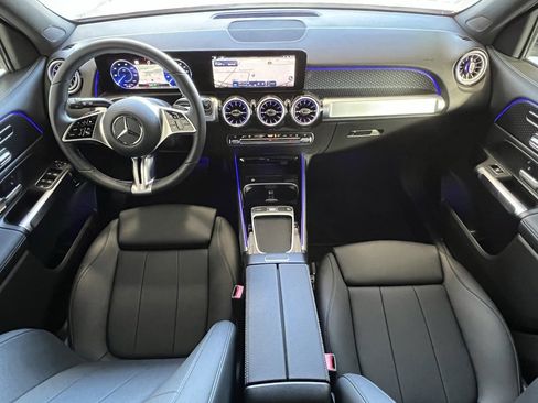 Certified 2024 Mercedes-Benz EQB 300 4MATIC image 12