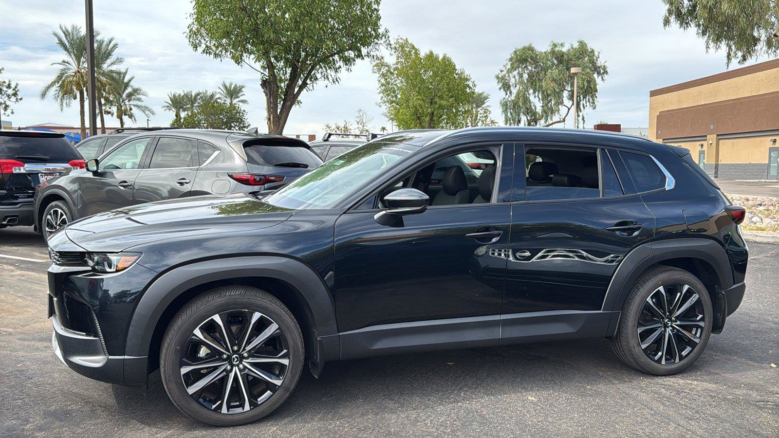 Certified 2025 MAZDA CX-50 AWD 2.5 Turbo w/ Cargo Package image 3