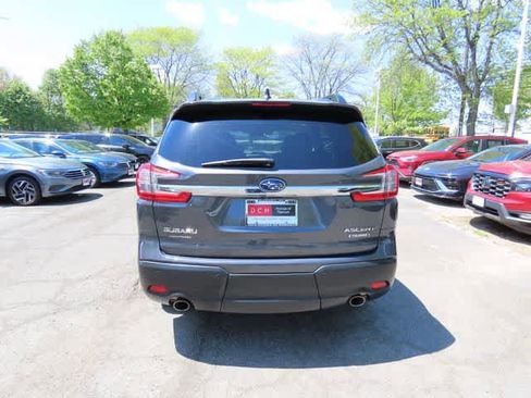 Used 2023 Subaru Ascent Touring AWD/4WD image 5