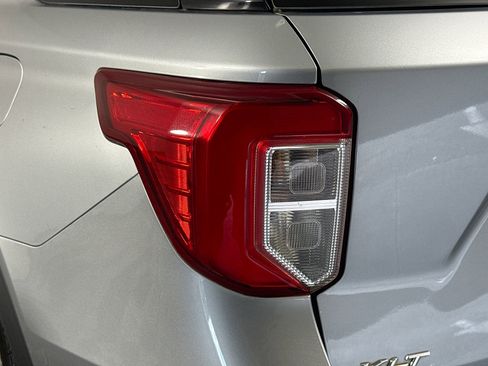 Used 2023 Ford Explorer XLT w/ Equipment Group 202A RWD image 36