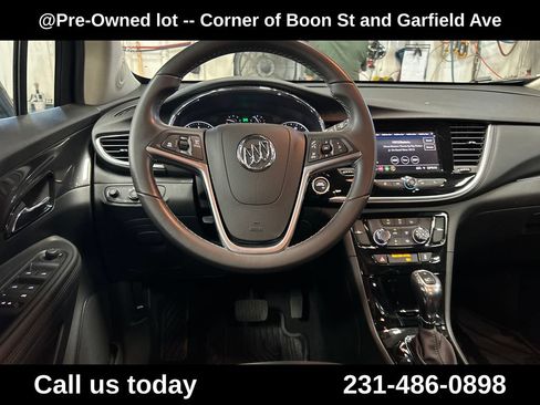 Used 2022 Buick Encore Preferred w/ Safety Package AWD/4WD image 17