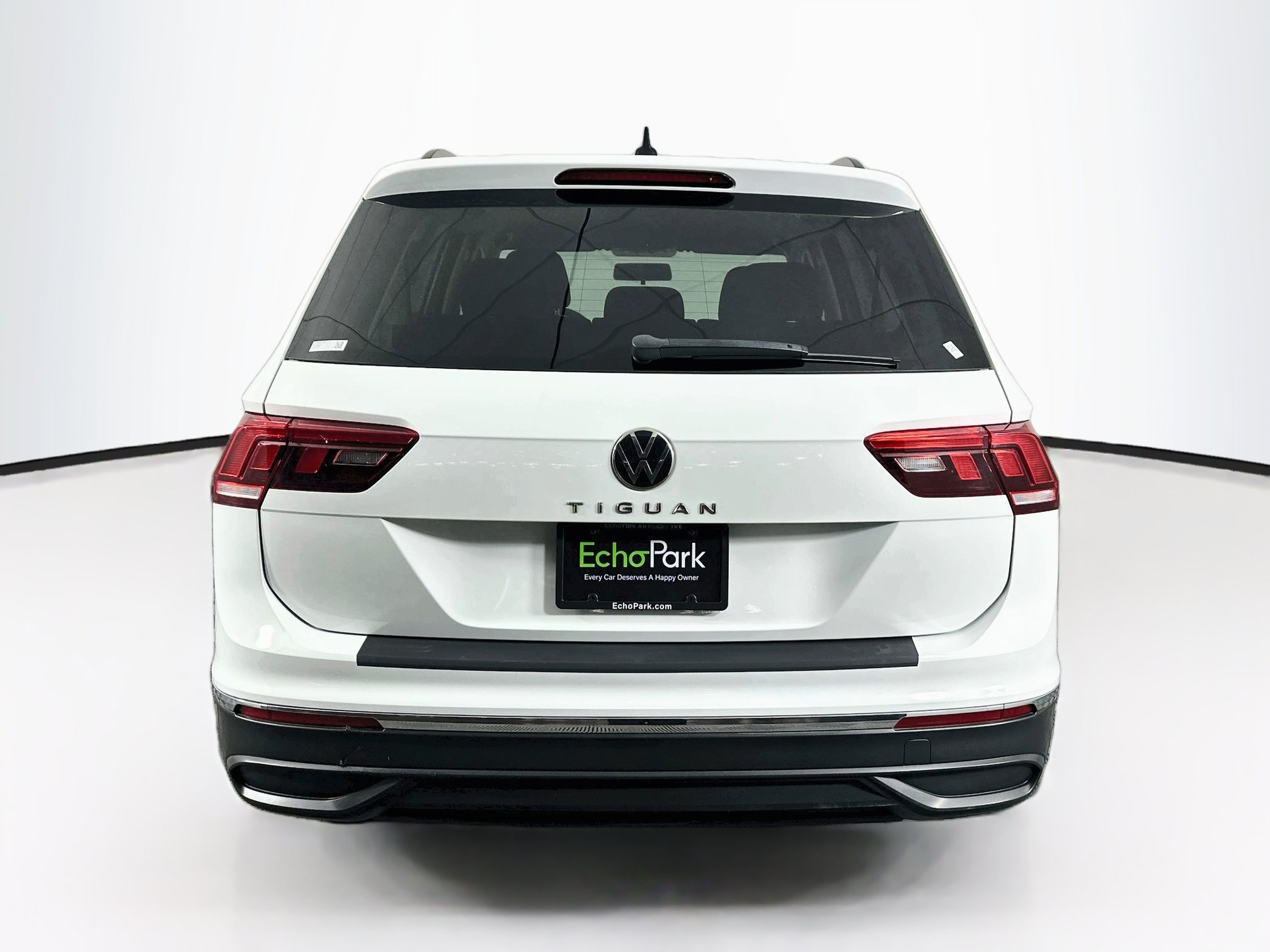 Used 2022 Volkswagen Tiguan S FWD image 7