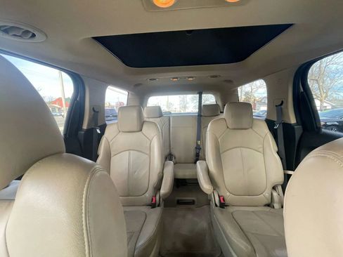 Used 2010 GMC Acadia SLT image 26