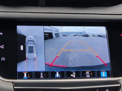 Certified 2023 Cadillac XT5 Sportv w/ Technology Package image 9