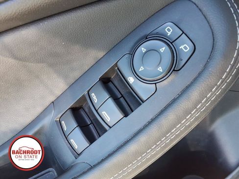 Used 2021 Buick Encore GX Select w/ LPO, Trailering Package AWD/4WD image 16