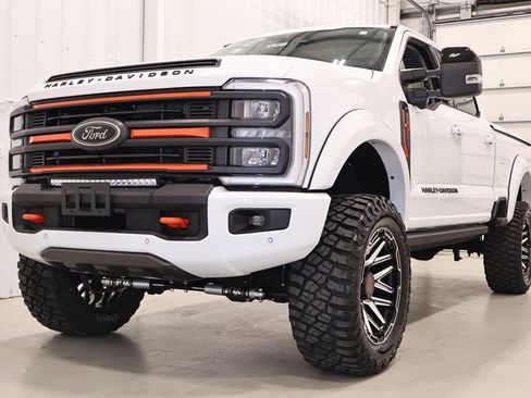 New 2026 Ford F250 Lariat AWD/4WD image 5