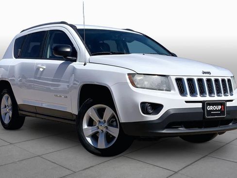 Used 2016 Jeep Compass Sport w/ Power Value Group image 3