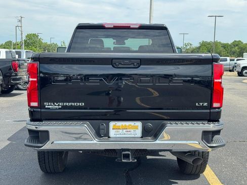 Used 2026 Chevrolet Silverado 2500 LTZ AWD/4WD image 5