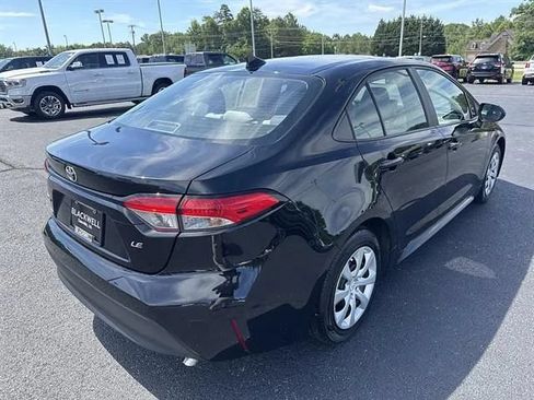 Used 2024 Toyota Corolla LE FWD image 6
