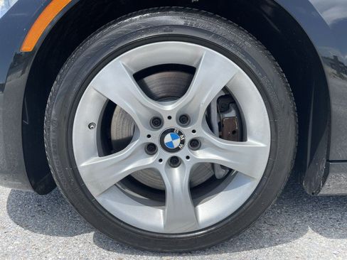 Used 2013 BMW 335i Convertible w/ Premium Pkg RWD image 23