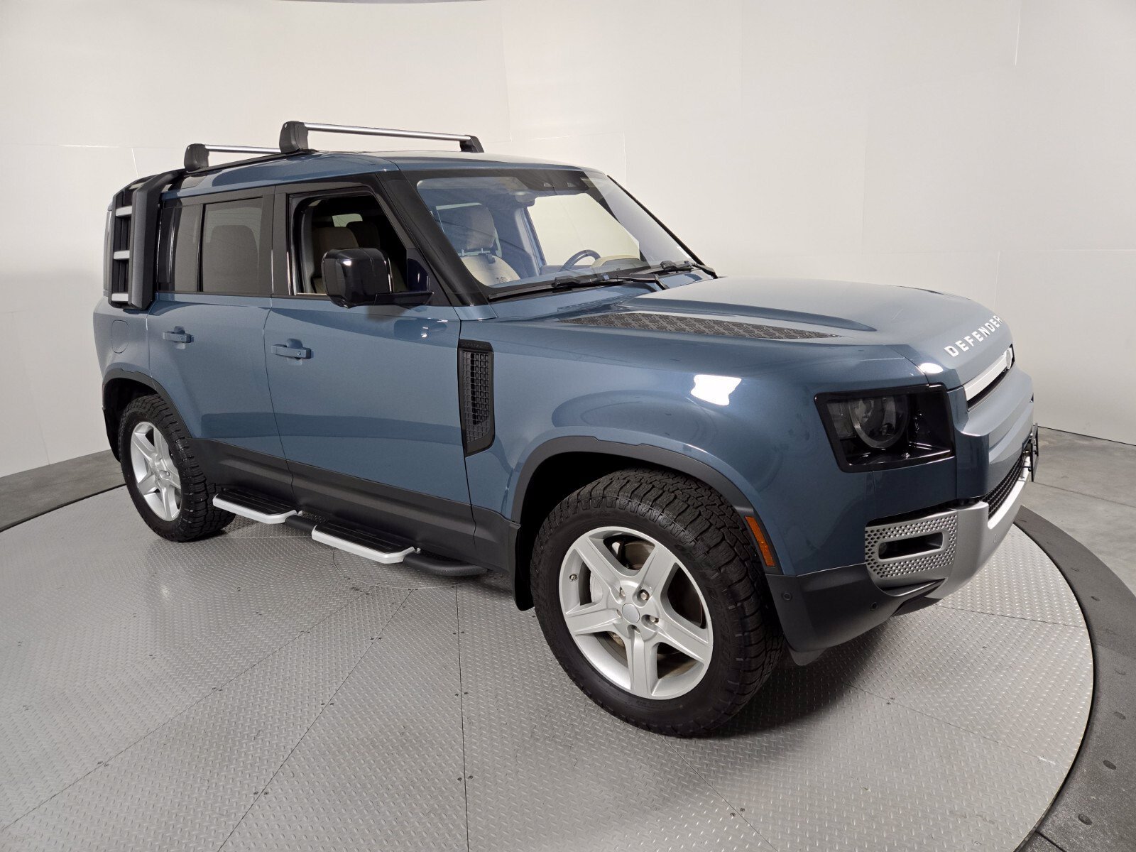 Used 2020 Land Rover Defender 110 SE AWD/4WD image 16