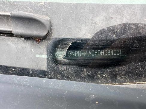 Used 2013 Hyundai Elantra GLS w/ Preferred Pkg image 43