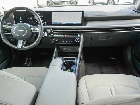 Certified 2024 Hyundai Sonata SEL w/ Convenience Package image 15