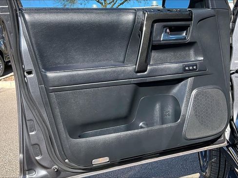 Used 2020 Toyota 4Runner Nightshade image 21