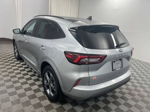 Used 2023 Ford Escape ST-Line w/ Tech Pack #1 AWD/4WD image 6