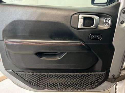 Used 2018 Jeep Wrangler Unlimited Rubicon image 14