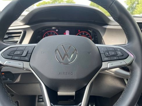 Certified 2026 Volkswagen Atlas Peak Edition AWD/4WD image 20
