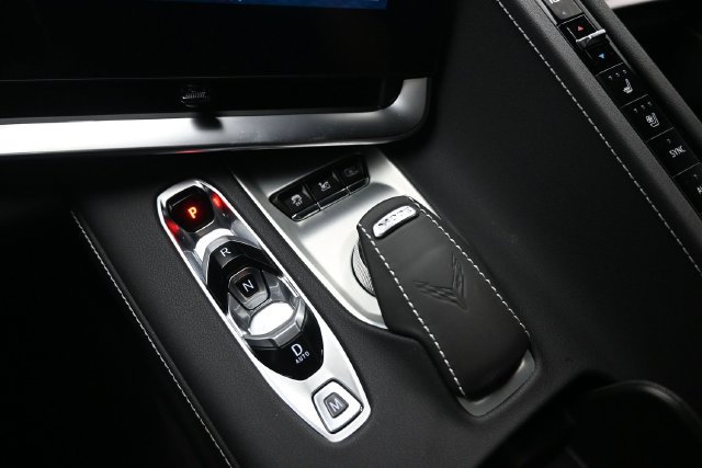 Used 2024 Chevrolet Corvette Z06 RWD image 10