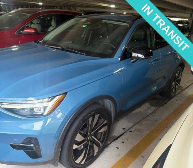 Certified 2024 Volvo XC40 B5 Ultimate w/ Climate Package AWD/4WD image 1