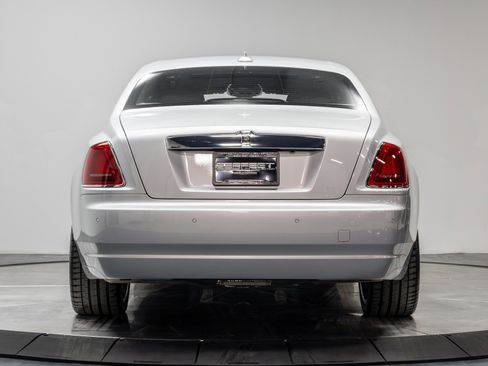 Used 2015 Rolls-Royce Ghost image 50