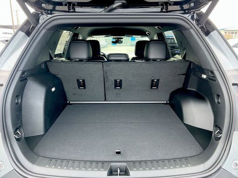 New 2026 GMC Terrain Elevation w/ Elevation Premium Package AWD/4WD image 21