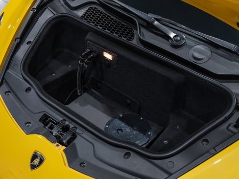 Used 2016 Lamborghini Huracan LP 610-4 image 39