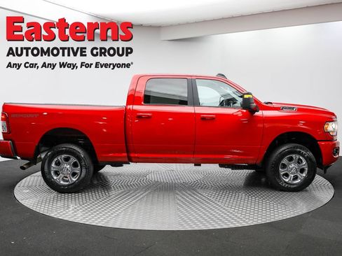 Used 2024 RAM 2500 Big Horn w/ Sport Appearance Package image 4