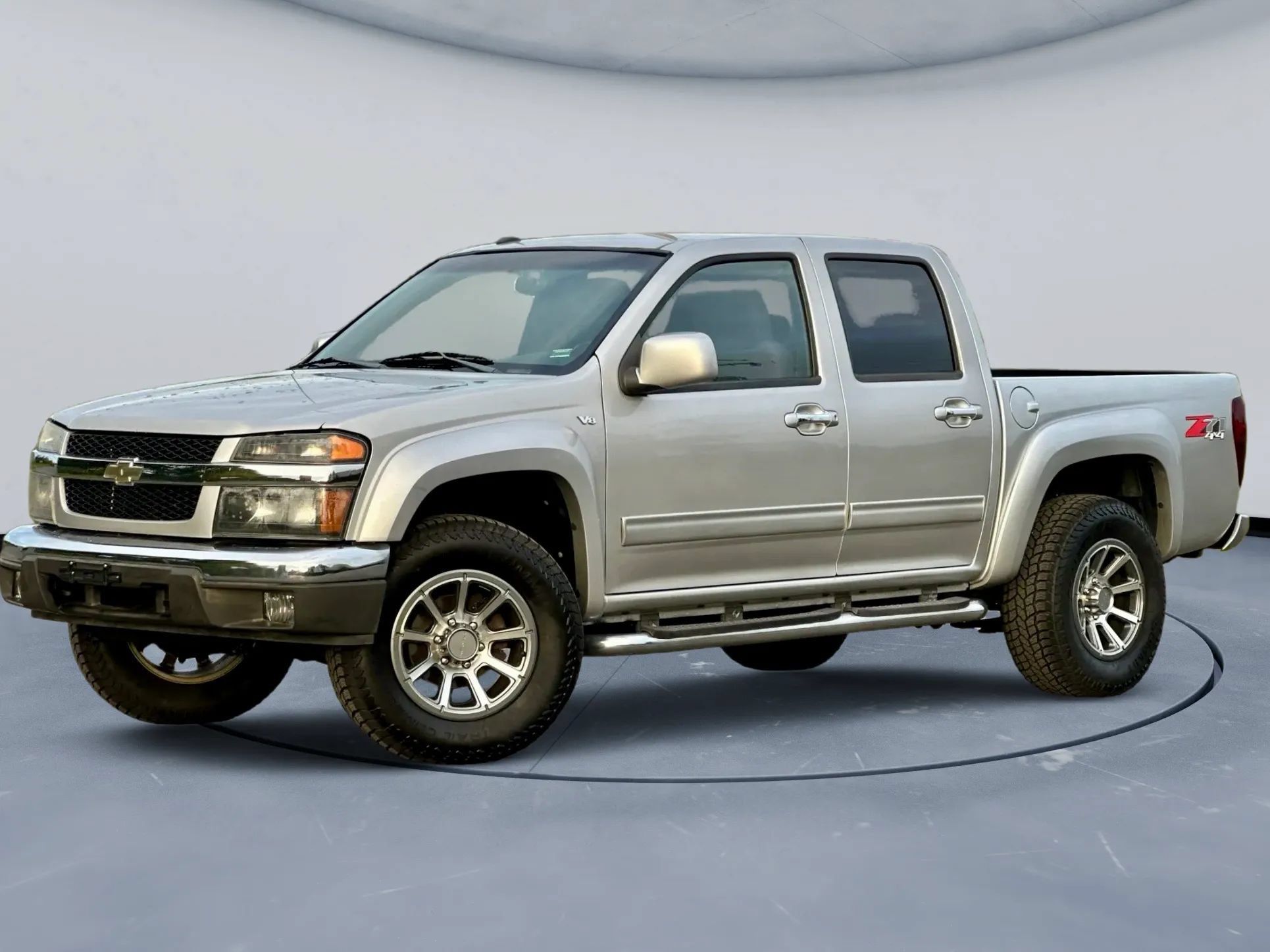 Used 2012 Chevrolet Colorado LT AWD/4WD image 2