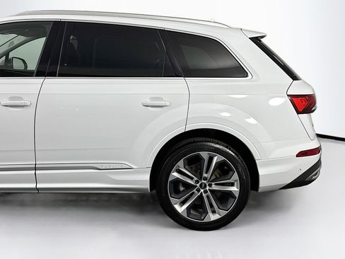 Used 2021 Audi Q7 3.0T Premium Plus w/ Executive Package AWD/4WD image 41