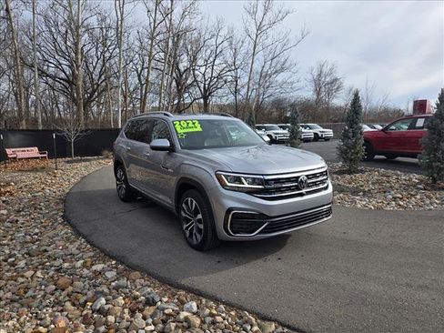 Certified 2022 Volkswagen Atlas SEL Premium image 7