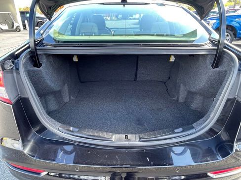 Used 2019 Ford Fusion SE image 21