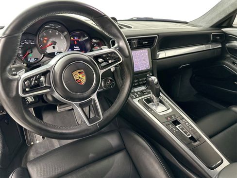 Certified 2019 Porsche 911 Carrera S image 18