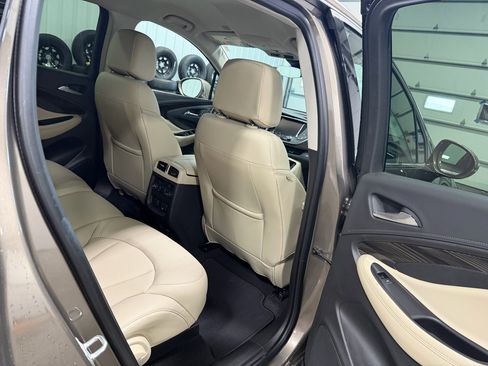 Used 2019 Buick Envision Premium image 34