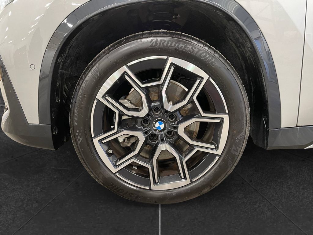 Certified 2026 BMW X1 xDrive28i w/ Convenience Package AWD/4WD image 14