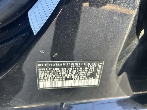 Used 2024 Volkswagen Jetta SE image 21